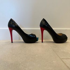 Black, Blue and Red Guess peep toe platform pumps
